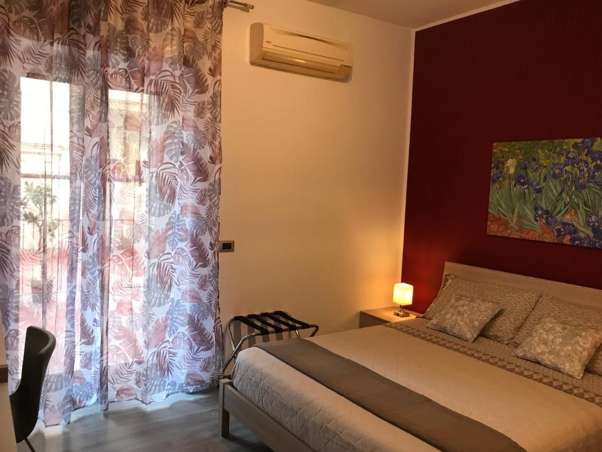 Dr House Apartment 卡塔尼亚 外观 照片